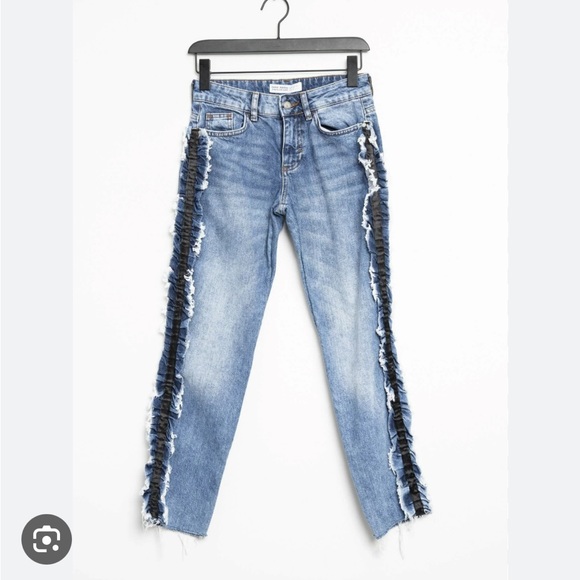 Zara 1975 Basic Denim Cigarette Jean with Frill Trim - Picture 3 of 10